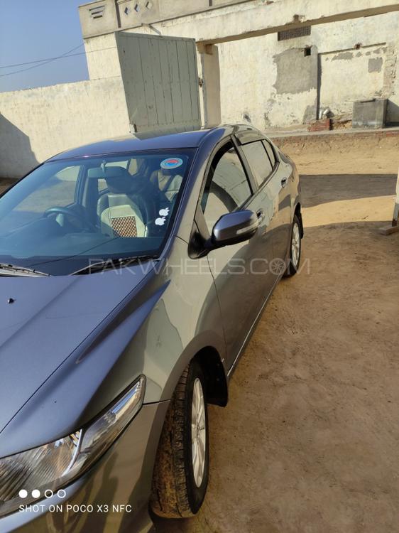 ہونڈا سٹی 2014 for Sale in ساہیوال ہونڈا سٹی 2014 for Sale in ساہیوال Image-5