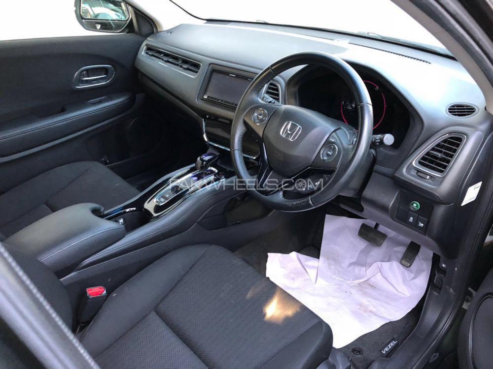 Honda Vezel 2013 for Sale in Lahore Honda Vezel 2013 for Sale in Lahore Image-7