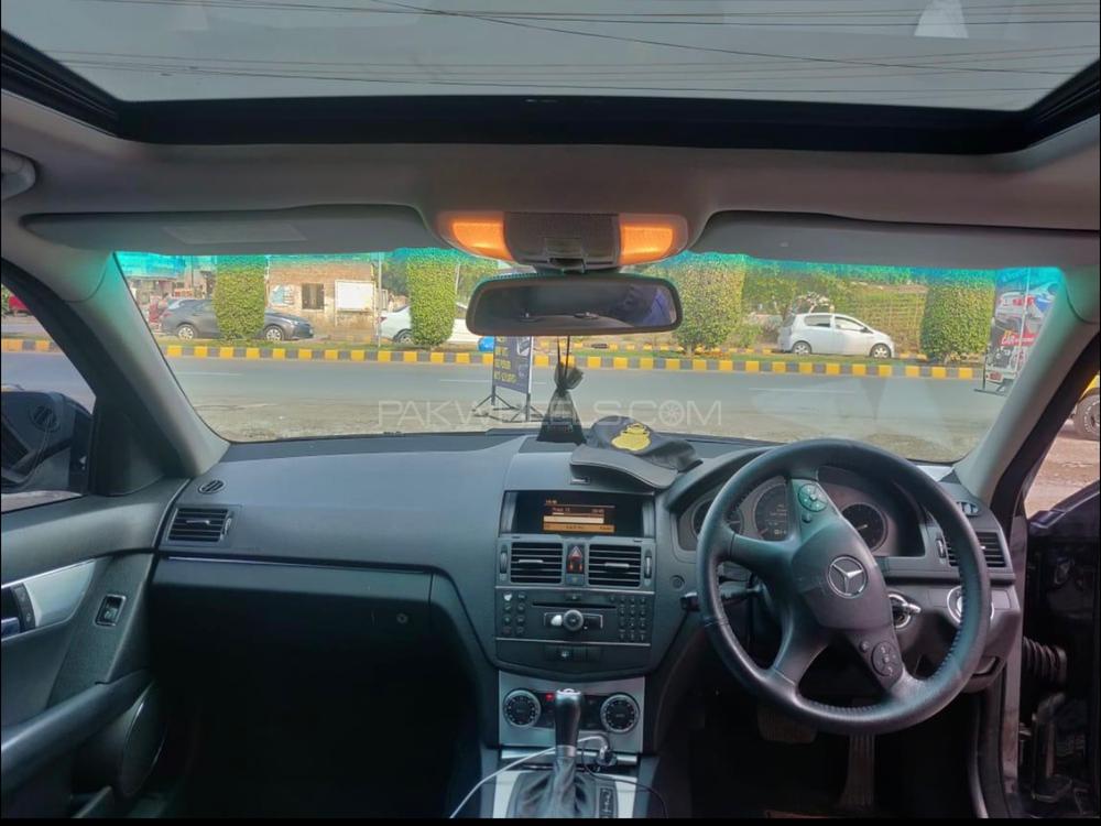 Mercedes Benz C Class 2007 for Sale in Lahore Mercedes Benz C Class 2007 for Sale in Lahore Image-8