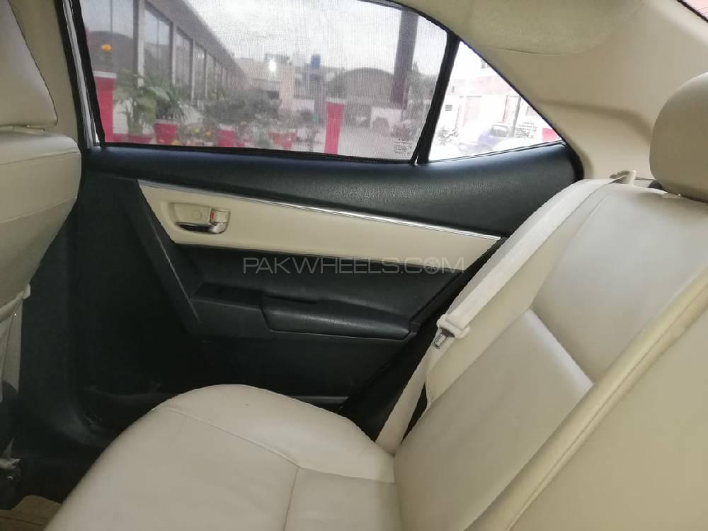 Toyota Corolla 2014 for Sale in Peshawar Toyota Corolla 2014 for Sale in Peshawar Image-7