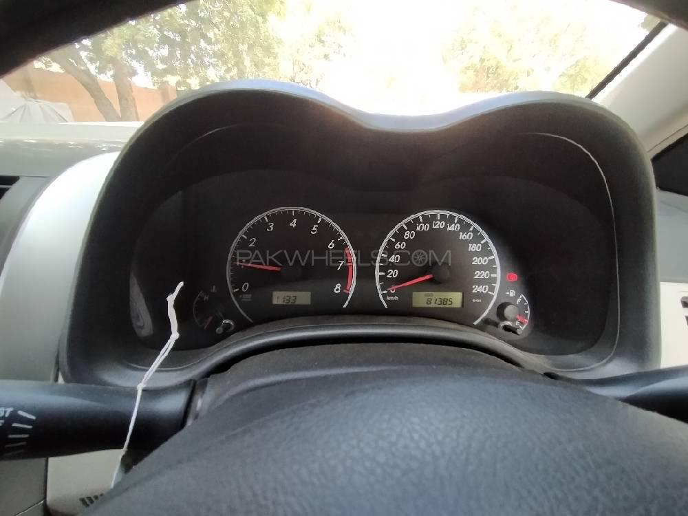 Toyota Corolla 2013 for Sale in Karachi Image-1