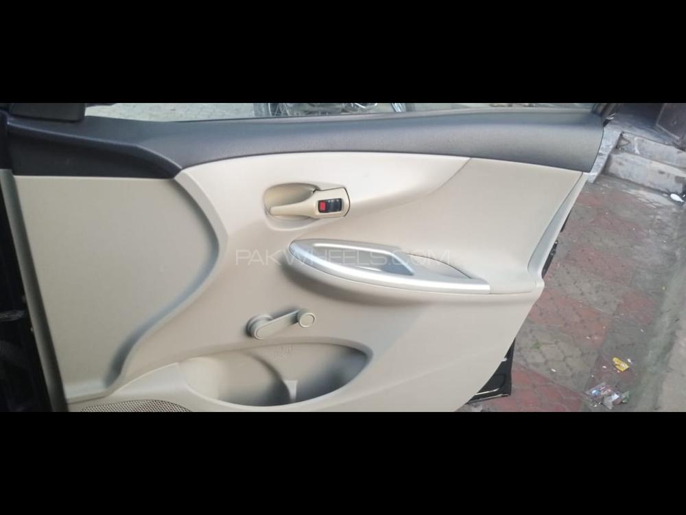 Toyota Corolla 2013 for Sale in Gujranwala Toyota Corolla 2013 for Sale in Gujranwala Image-9