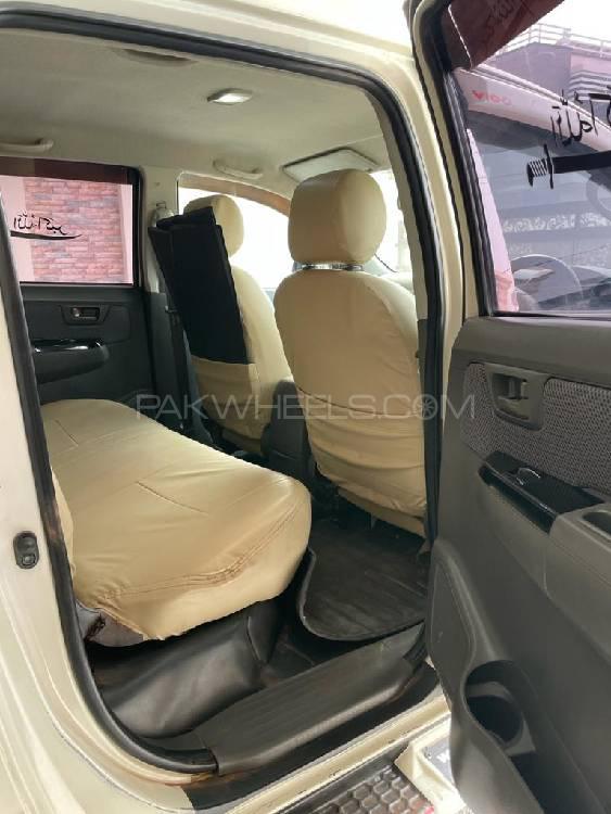 Toyota Hilux 2013 for Sale in Multan Image-1