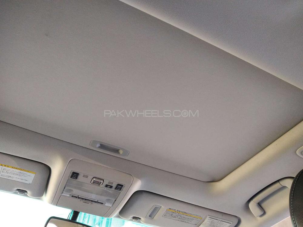 Toyota Land Cruiser 2011 for Sale in Lahore Toyota Land Cruiser 2011 for Sale in Lahore Image-8