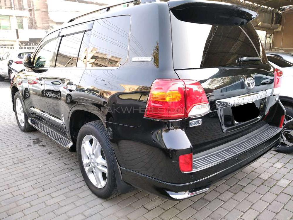Toyota Land Cruiser 2011 for Sale in Lahore Toyota Land Cruiser 2011 for Sale in Lahore Image-18