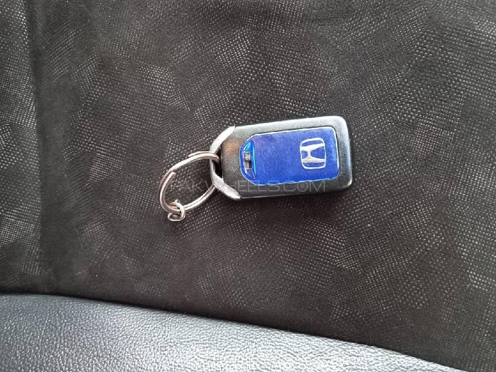 Honda Fit 2015 for Sale in Lahore Honda Fit 2015 for Sale in Lahore Image-14