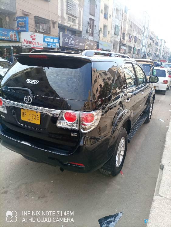 Toyota Fortuner 2013 for Sale in Karachi Toyota Fortuner 2013 for Sale in Karachi Image-2