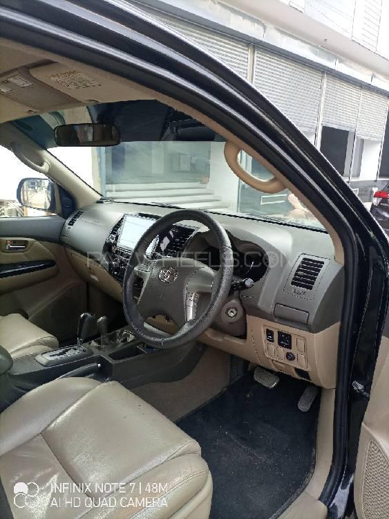 Toyota Fortuner 2013 for Sale in Karachi Toyota Fortuner 2013 for Sale in Karachi Image-7