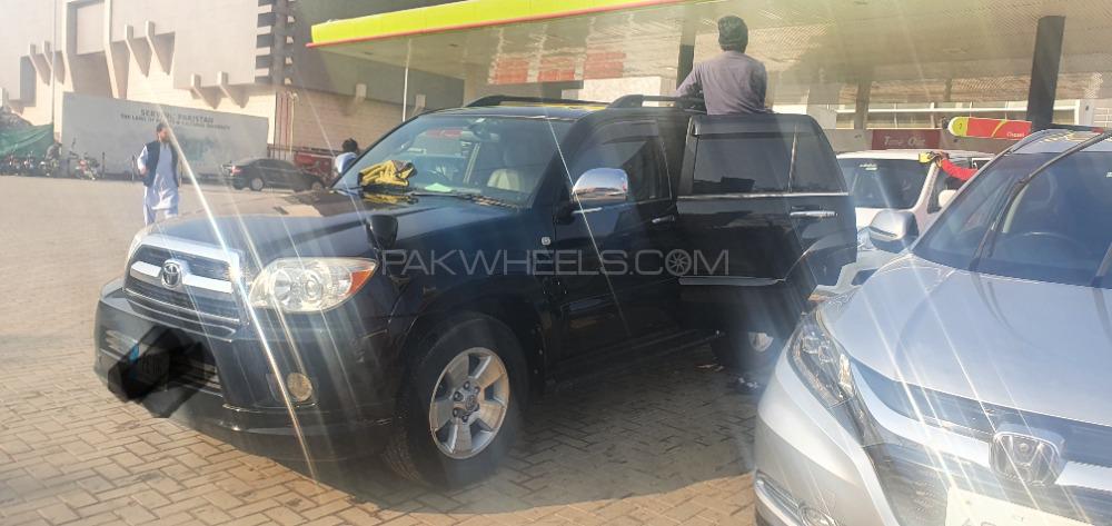 Toyota Surf 2006 for Sale in Islamabad Toyota Surf 2006 for Sale in Islamabad Image-9