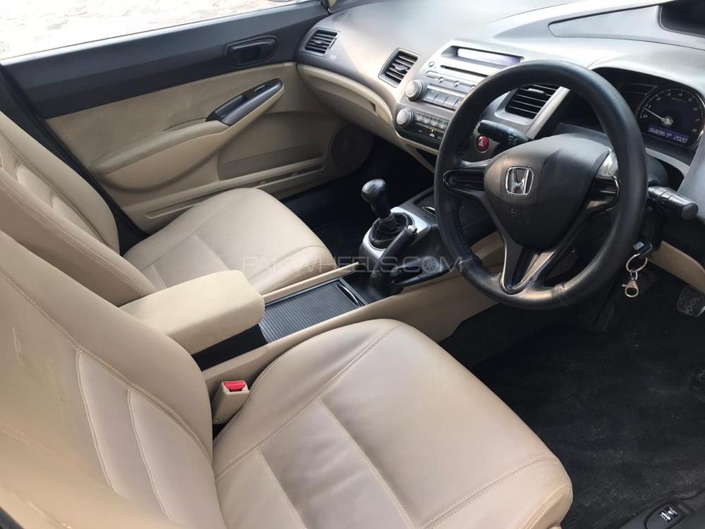 ہونڈا سوک 2009 for Sale in اسلام آباد ہونڈا سوک 2009 for Sale in اسلام آباد Image-11