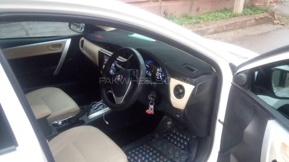 Toyota Corolla 2019 for Sale in Peshawar Toyota Corolla 2019 for Sale in Peshawar Image-6
