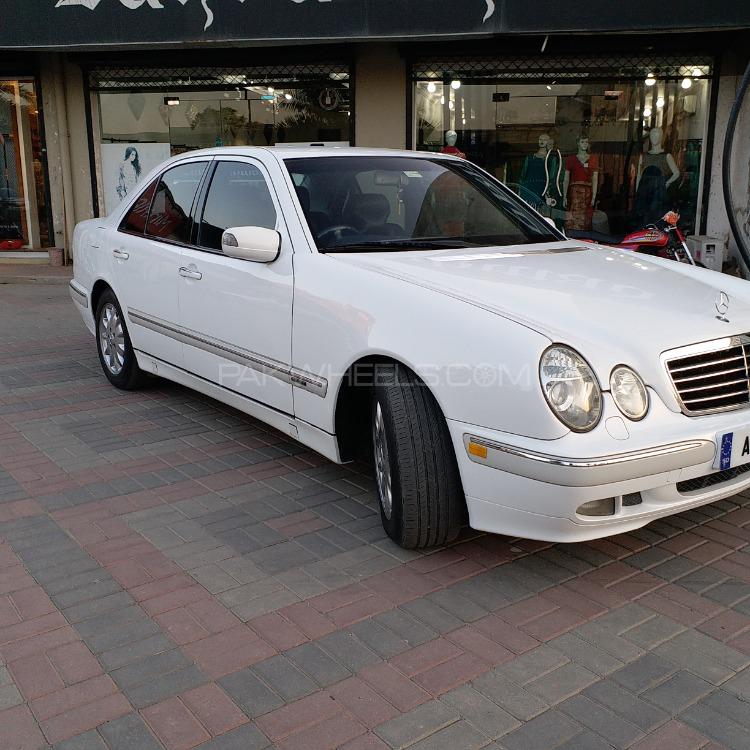 Mercedes Benz E Class 2000 for Sale in Rawalpindi Mercedes Benz E Class 2000 for Sale in Rawalpindi Image-5