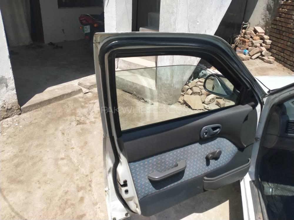 Suzuki Cultus 2005 for Sale in Muzaffar Gargh Suzuki Cultus 2005 for Sale in Muzaffar Gargh Image-2