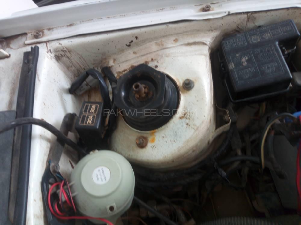 Suzuki Cultus 2005 for Sale in Muzaffar Gargh Suzuki Cultus 2005 for Sale in Muzaffar Gargh Image-18