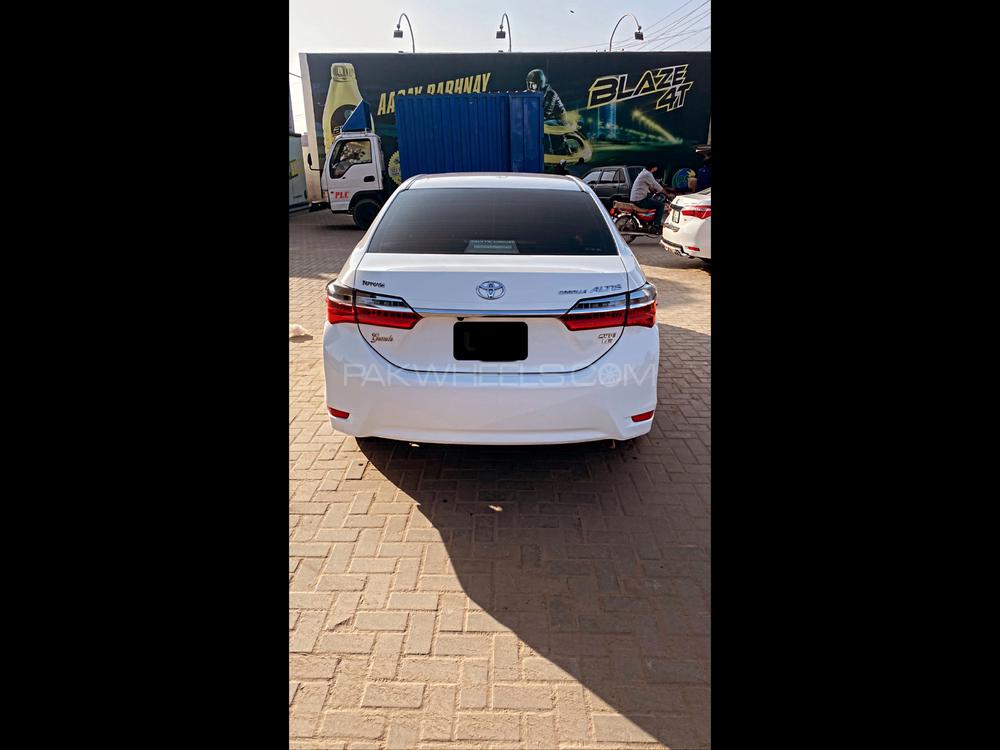 Toyota Corolla 2019 for Sale in Multan Image-1