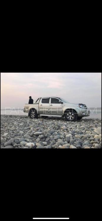 Toyota Hilux 2005 for Sale in Swabi Toyota Hilux 2005 for Sale in Swabi Image-4