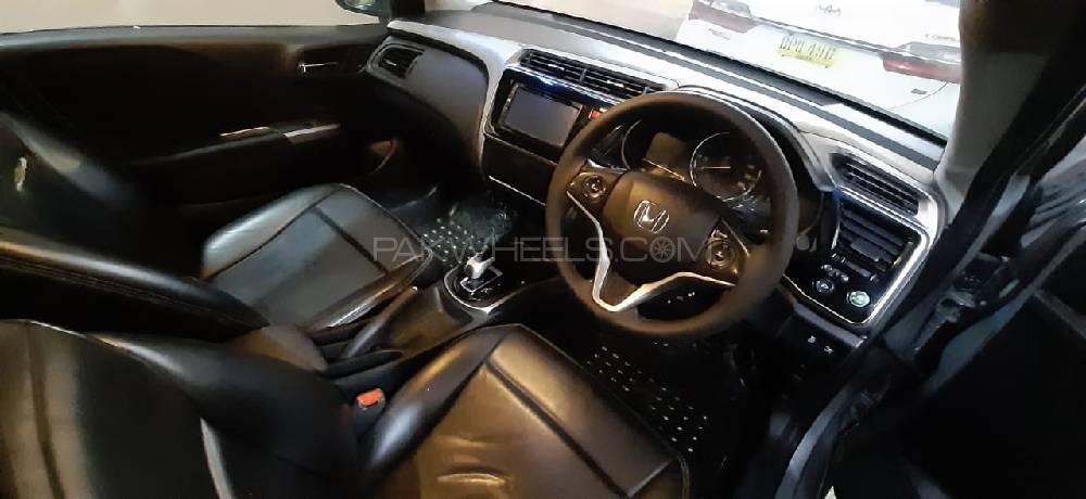 ہونڈا گریس ہائبرڈ 2014 for Sale in کراچی ہونڈا گریس ہائبرڈ 2014 for Sale in کراچی Image-2