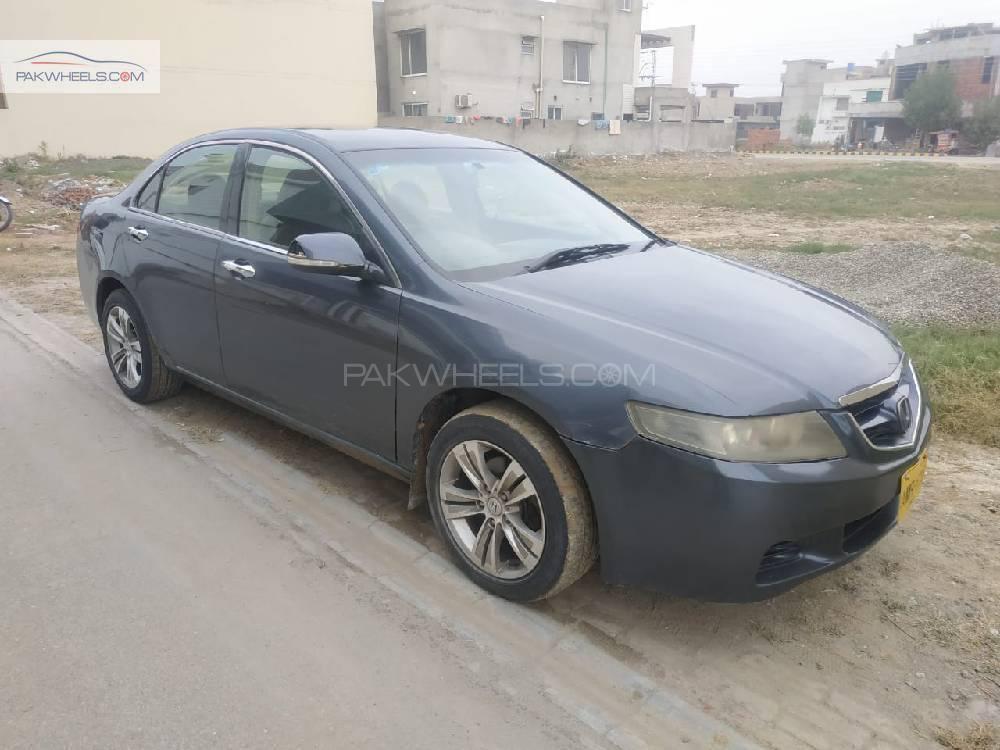 Honda Accord 2004 for Sale in Lahore Image-1