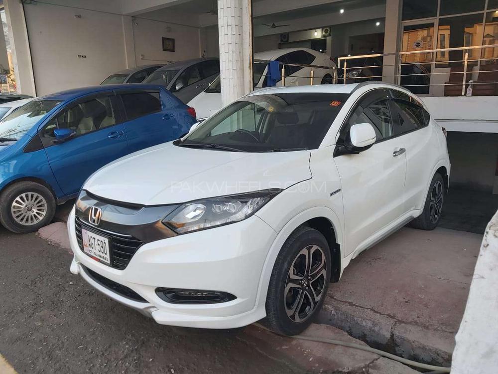 Honda Vezel 2015 for Sale in Multan Honda Vezel 2015 for Sale in Multan Image-3