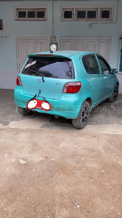 Toyota Vitz 2000 for Sale in Peshawar Image-1