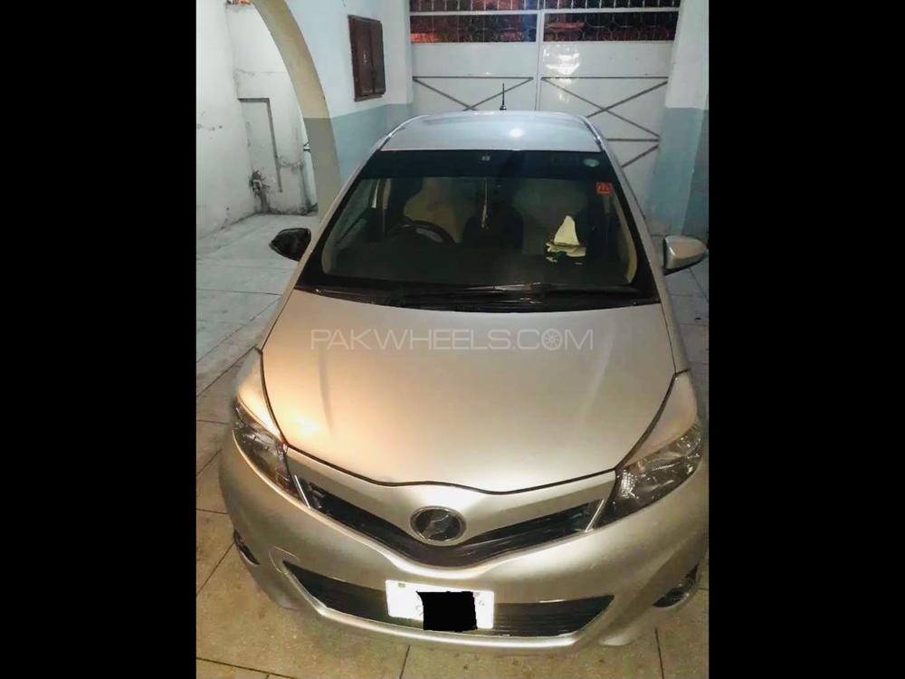Toyota Vitz 2012 for Sale in Lahore Toyota Vitz 2012 for Sale in Lahore Image-2