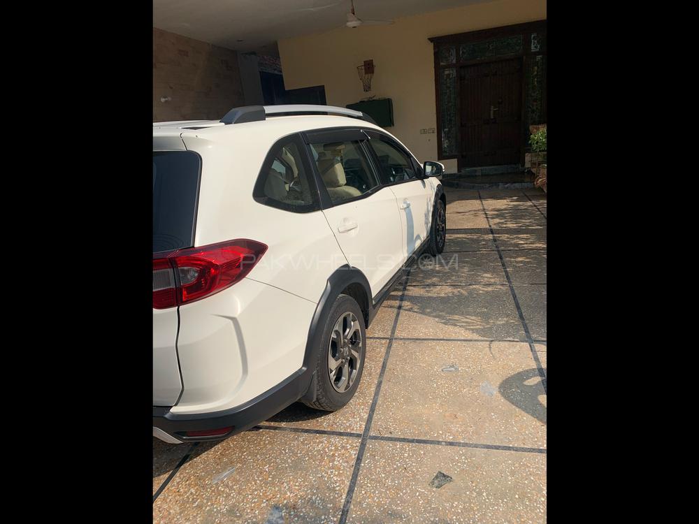 Honda BR-V 2017 for Sale in Lahore Honda BR-V 2017 for Sale in Lahore Image-3