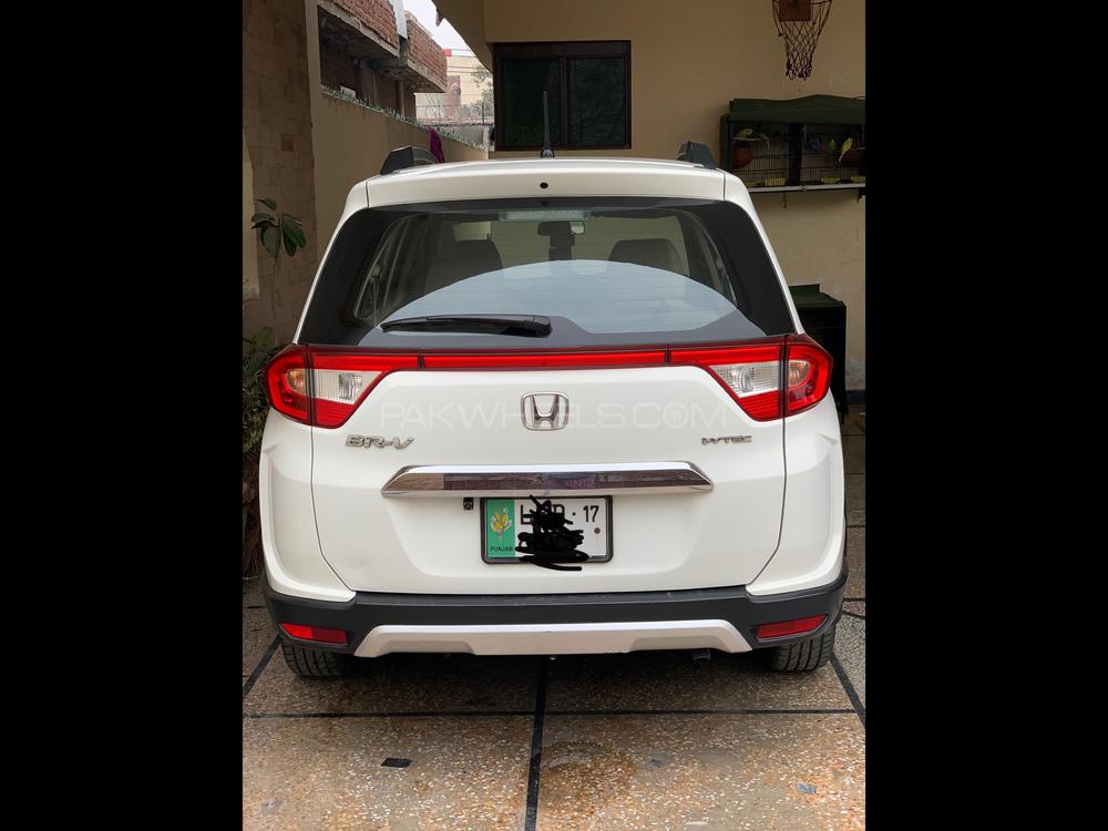 Honda BR-V 2017 for Sale in Lahore Honda BR-V 2017 for Sale in Lahore Image-8