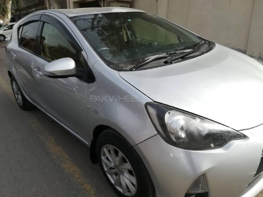 Toyota Aqua 2013 for Sale in Multan Toyota Aqua 2013 for Sale in Multan Image-11