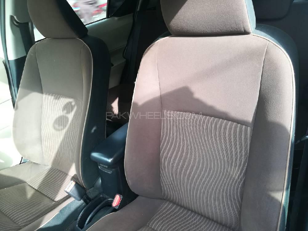 Toyota Aqua 2013 for Sale in Multan Toyota Aqua 2013 for Sale in Multan Image-5