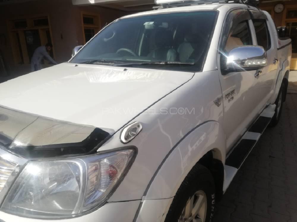 ٹویوٹا ہائیلکس 2009 for Sale in پشاور ٹویوٹا ہائیلکس 2009 for Sale in پشاور Image-4