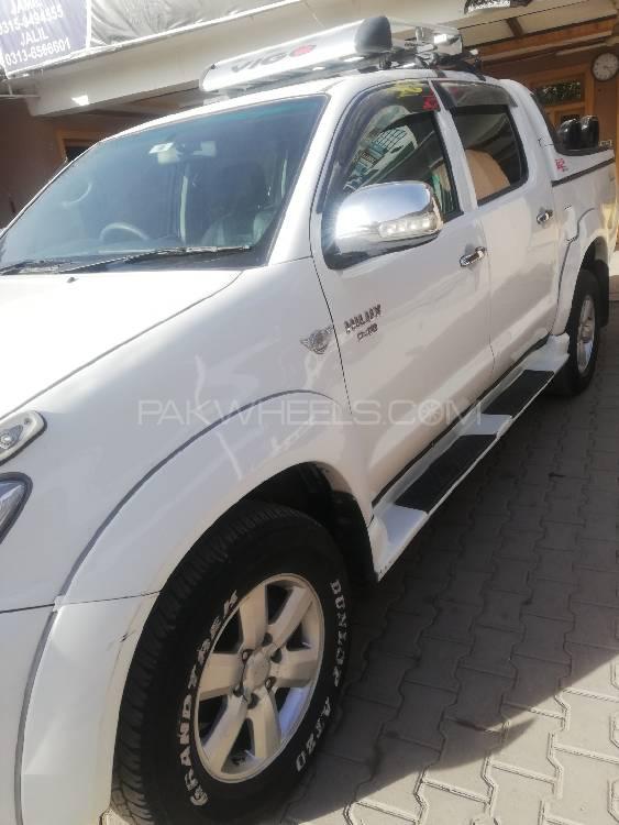 ٹویوٹا ہائیلکس 2009 for Sale in پشاور Image-1