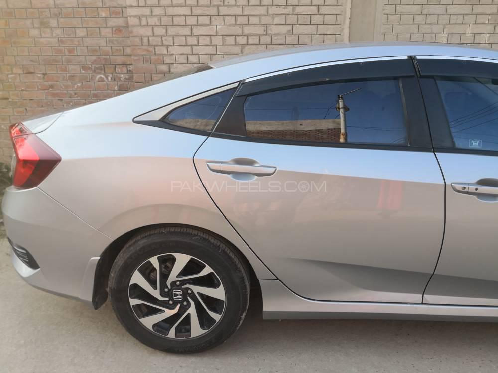 Honda Civic 2017 for Sale in Multan Honda Civic 2017 for Sale in Multan Image-5