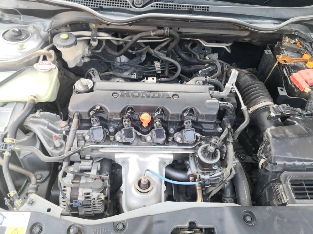 Honda Civic 2017 for Sale in Multan Honda Civic 2017 for Sale in Multan Image-10