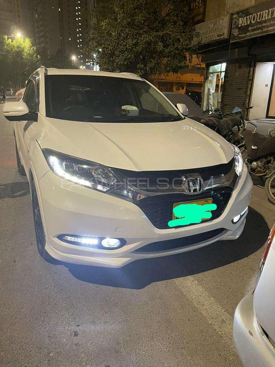 Honda Vezel 2014 for Sale in Karachi Image-1