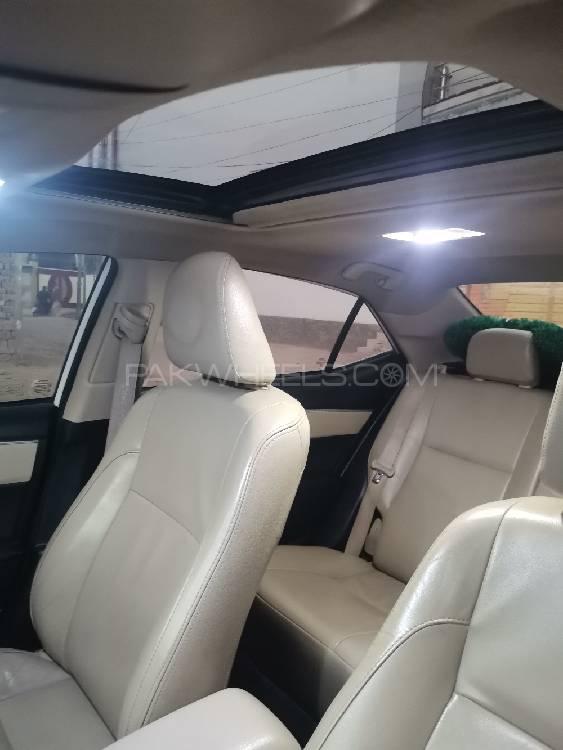 Toyota Corolla 2017 for Sale in Bahawalpur Toyota Corolla 2017 for Sale in Bahawalpur Image-13