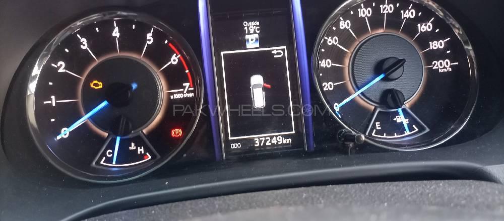 Toyota Fortuner 2017 for Sale in Peshawar Toyota Fortuner 2017 for Sale in Peshawar Image-3