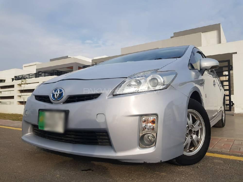 Toyota Prius 2009 for Sale in Lahore Image-1