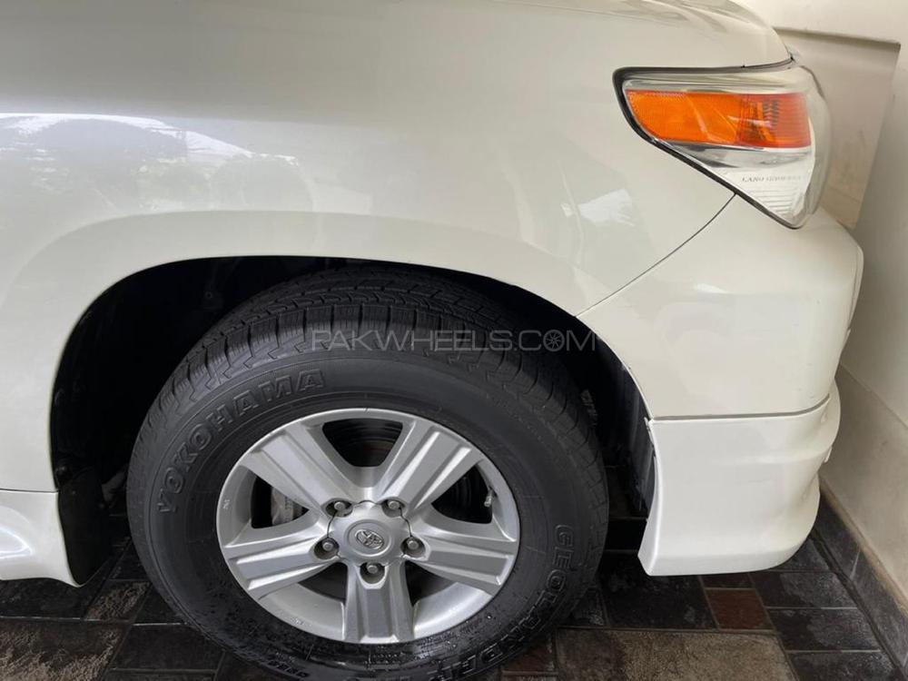Toyota Land Cruiser 2012 for Sale in Lahore Toyota Land Cruiser 2012 for Sale in Lahore Image-9