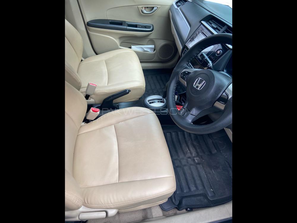 Honda BR-V 2017 for Sale in Lahore Honda BR-V 2017 for Sale in Lahore Image-14