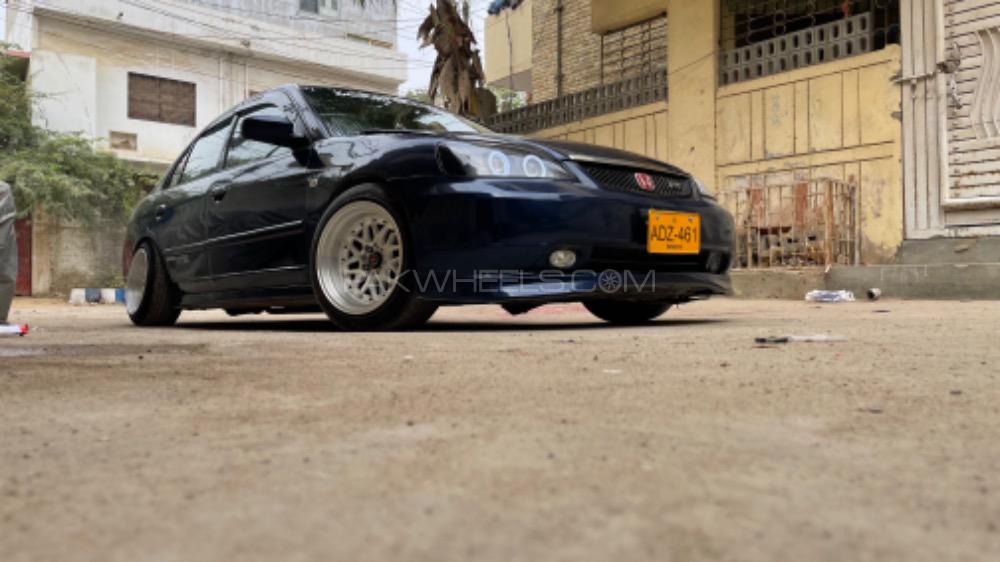 Honda Civic - 2002  Honda Civic - 2002  Image-2