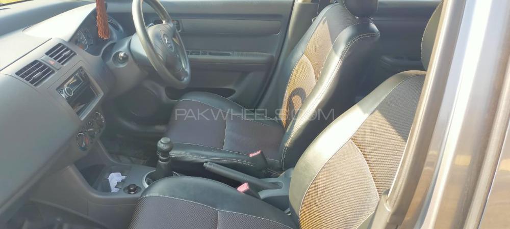 Suzuki Swift 2011 for Sale in Attock Image-1