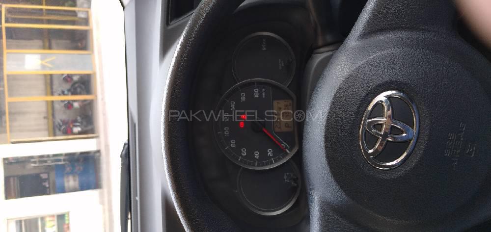 Toyota Vitz 2013 for Sale in Lahore Toyota Vitz 2013 for Sale in Lahore Image-6