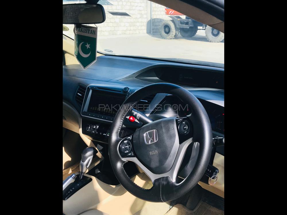 Honda Civic 2016 for Sale in Attock Honda Civic 2016 for Sale in Attock Image-4