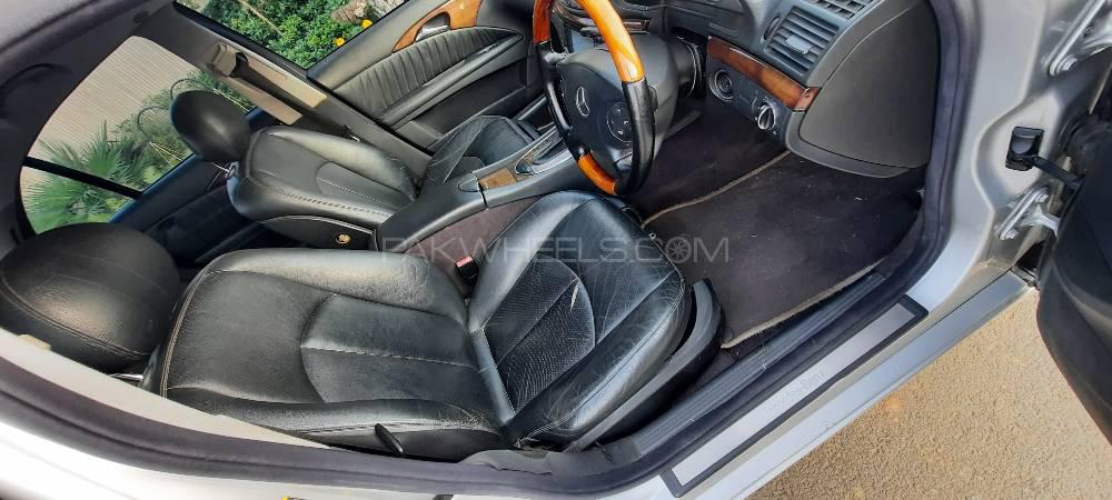 Mercedes Benz E Class 2003 for Sale in Lahore Mercedes Benz E Class 2003 for Sale in Lahore Image-13