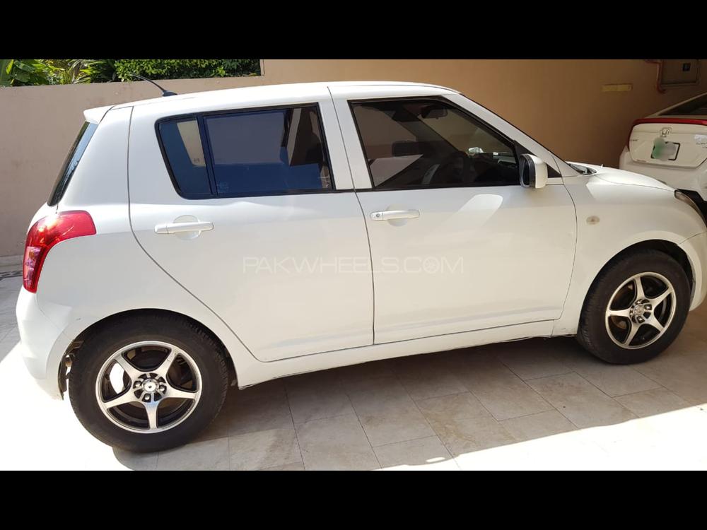 سوزوکی سوئفٹ 2013 for Sale in لاہور سوزوکی سوئفٹ 2013 for Sale in لاہور Image-4