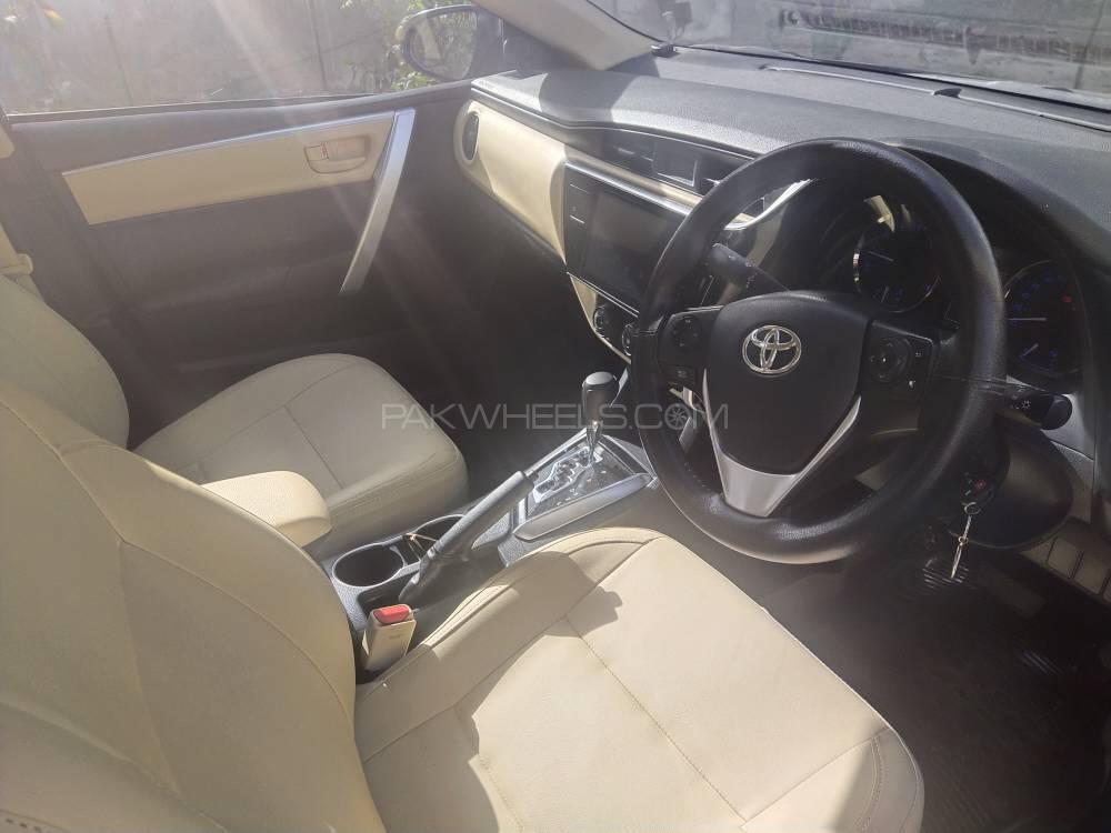 Toyota Corolla 2017 for Sale in Karachi Toyota Corolla 2017 for Sale in Karachi Image-5