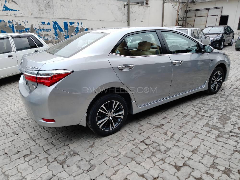 Toyota Corolla 2018 for Sale in Lahore Toyota Corolla 2018 for Sale in Lahore Image-6