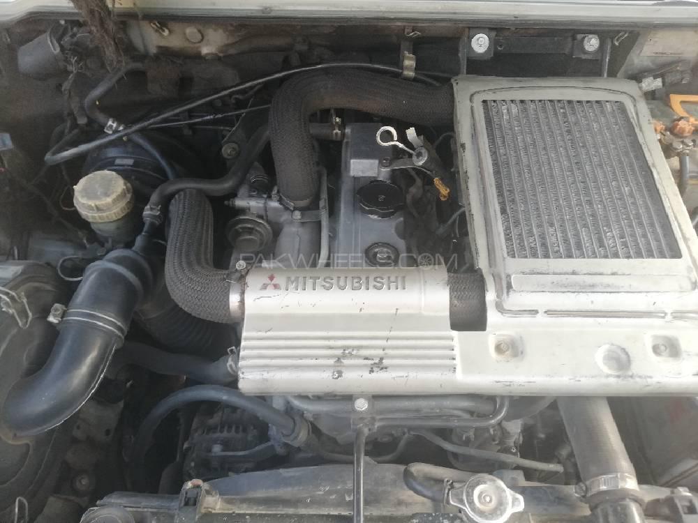مٹسوبیشی پجیرو 1997 for Sale in اسلام آباد مٹسوبیشی پجیرو 1997 for Sale in اسلام آباد Image-17