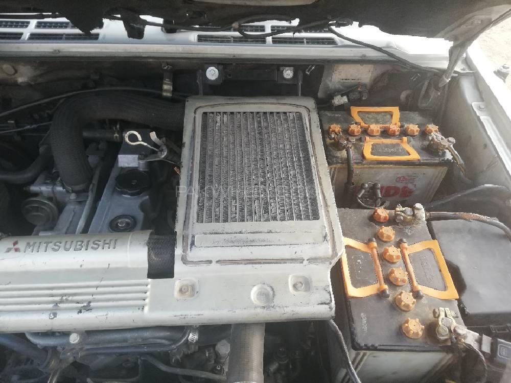 مٹسوبیشی پجیرو 1997 for Sale in اسلام آباد مٹسوبیشی پجیرو 1997 for Sale in اسلام آباد Image-16