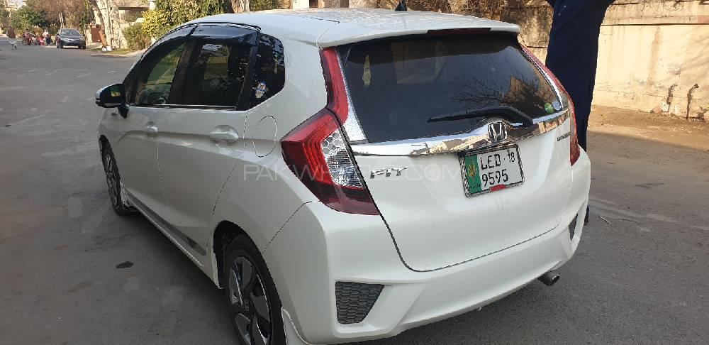 Honda Fit 2015 for Sale in Lahore Honda Fit 2015 for Sale in Lahore Image-2